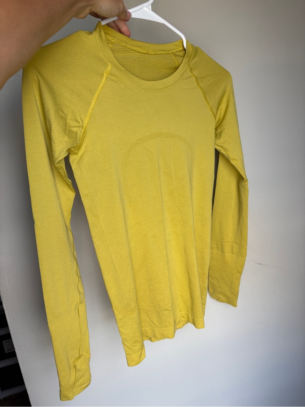 Lululemon size 2 Chartreuse Yellow Long Sleeve Swiftly Top